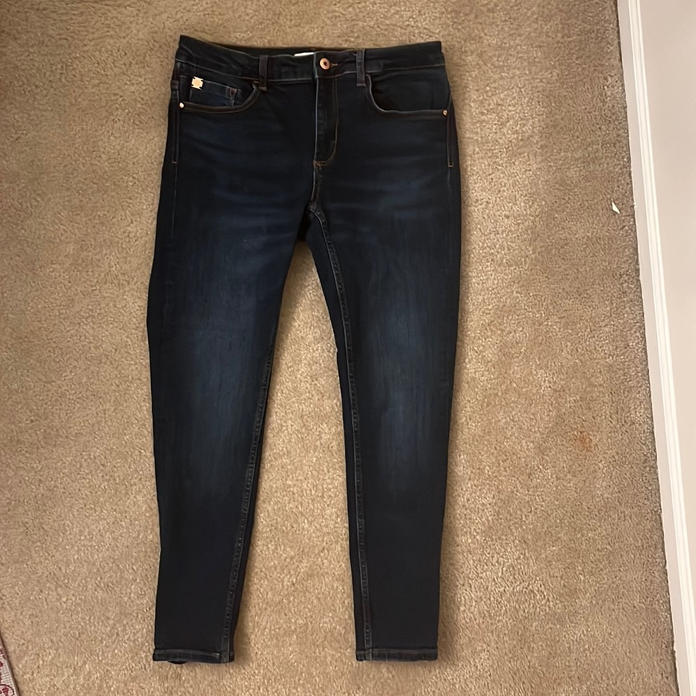 Zara denim Z1975. Dark wash. Size USA 10/EUR42.